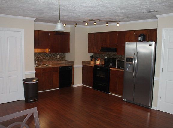 3rd image of 4413 Goshen Lake Dr S