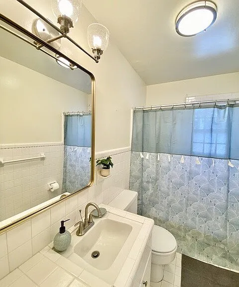 1423 Everett Ave #1 — Photo 6