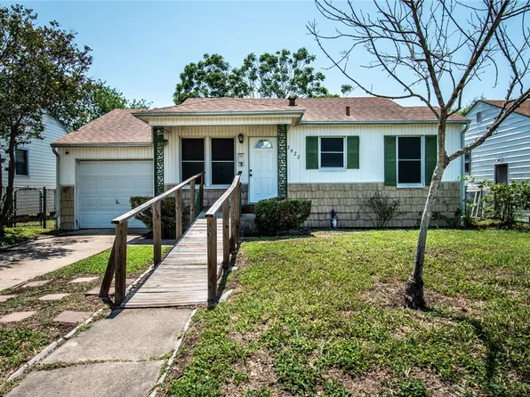 2822 Prescott St, Corpus Christi, TX 78404