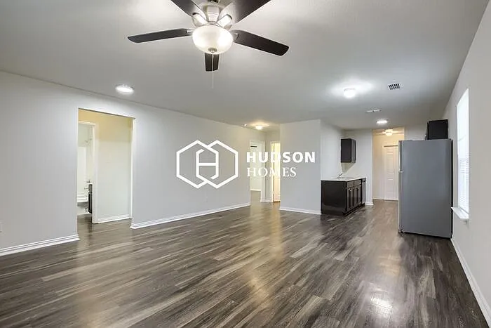 3509 Pickett St — Photo 4