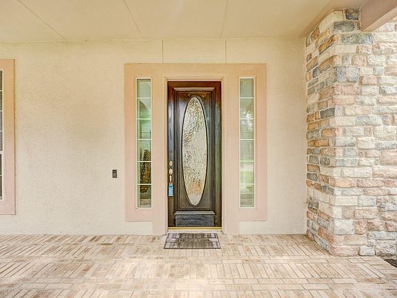 4th image of 2104 Windy Shores Dr