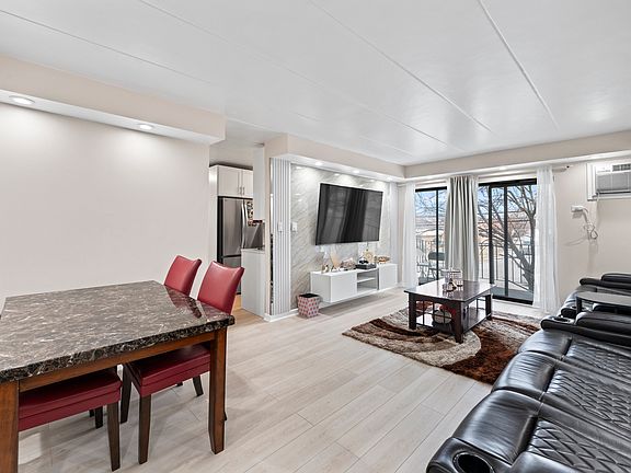 5th image of 10912 Central Ave APT 202