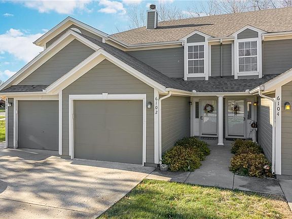 2nd image of 6102 NE Moonstone Dr