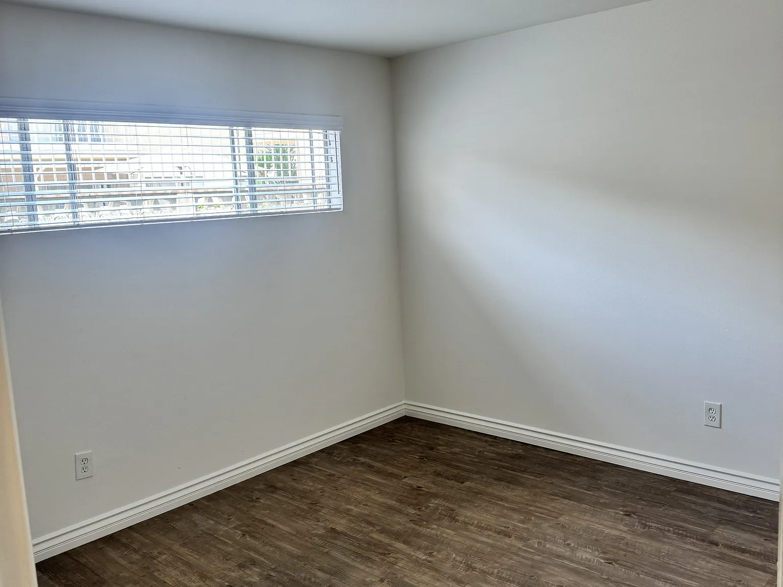 2 bed, $2,400 — Photo 4