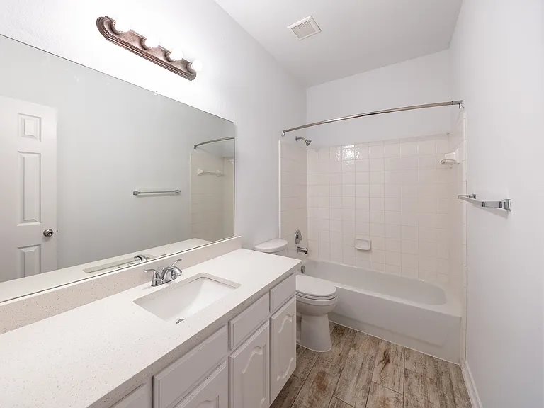 9127 Aristocrat Ln — Photo 14