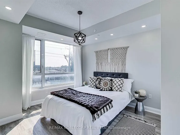 2800 Keele St #304 — Photo 11