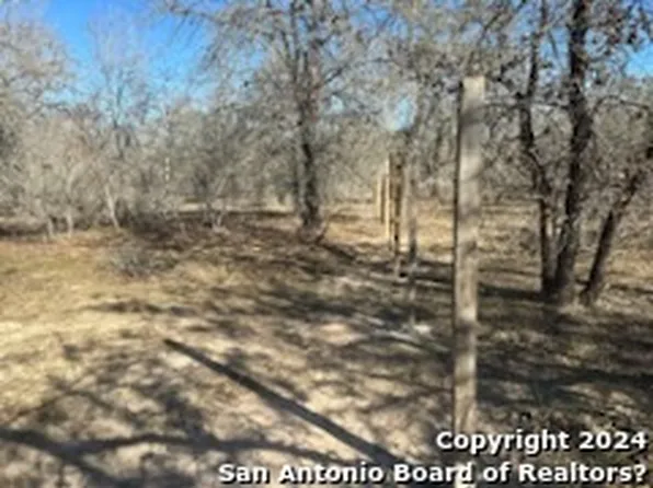 1745 OLD PLEASANTON RD, San Antonio, TX 78264