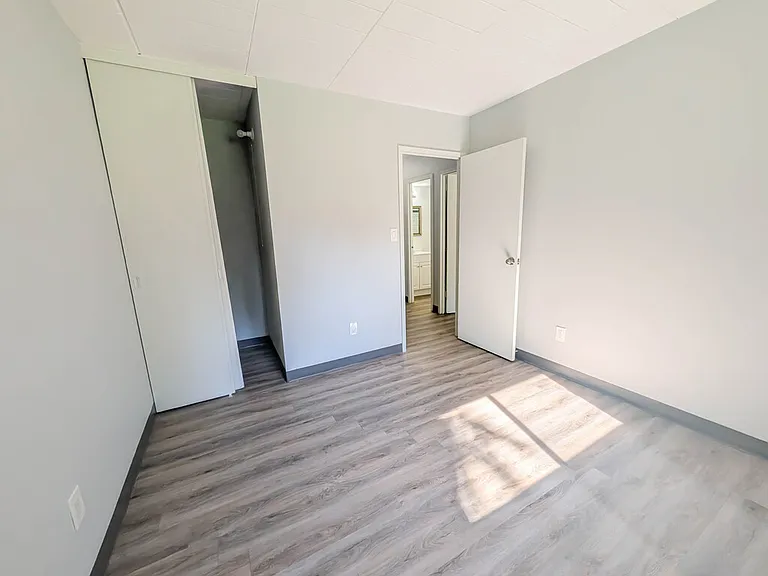 2B Arlington Ave #107 — Photo 17