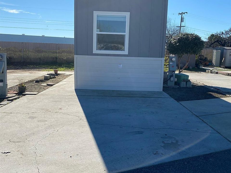 2nd image of 5878 Garlic Farms Dr #111