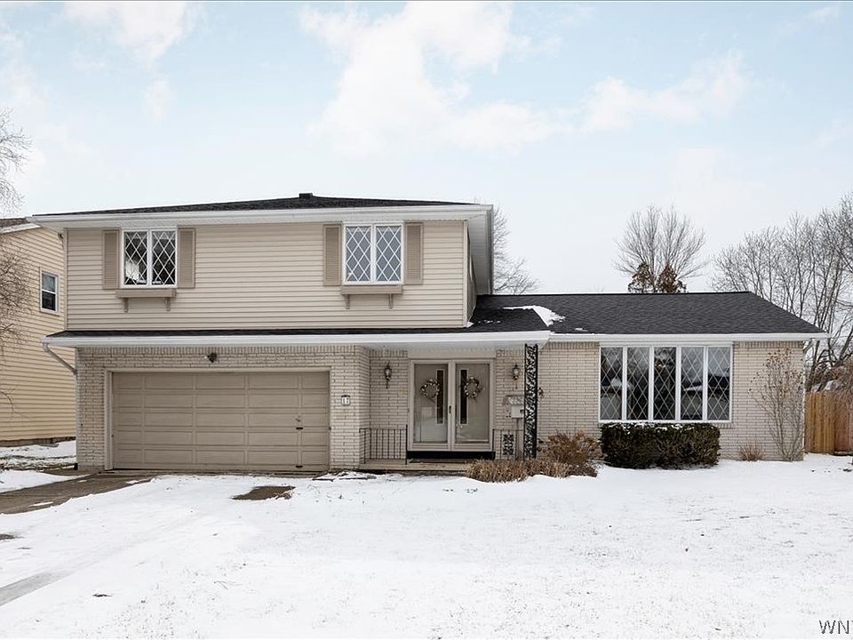 1st image of 17 Eastwick Dr
