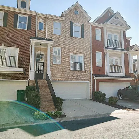 211 Creekway Xing SE — Photo 41