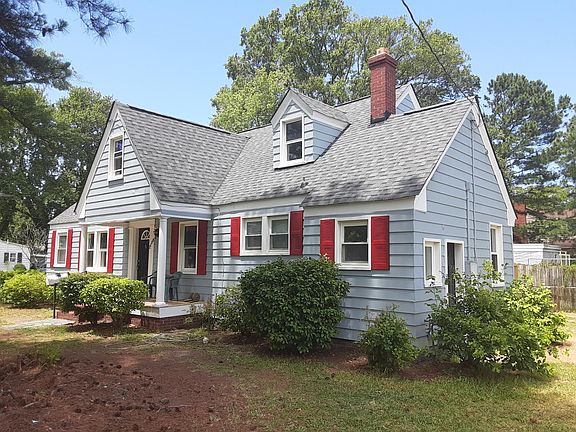2nd image of 2108 Leckie St #A