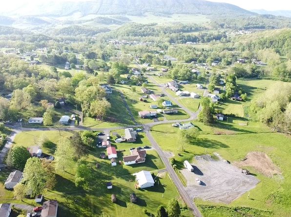 54 Baby Farms Rd, Peterstown, WV 24963