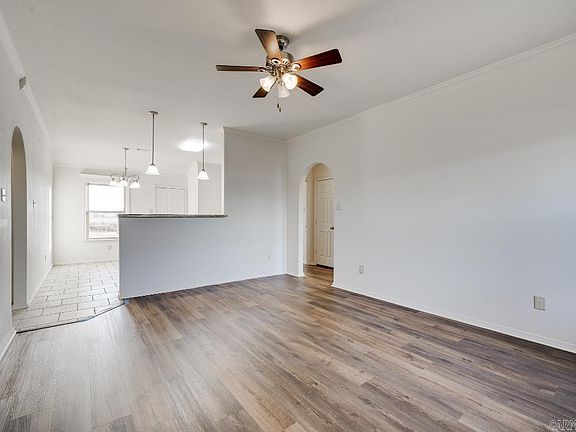 3rd image of 1023 Anemone Dr