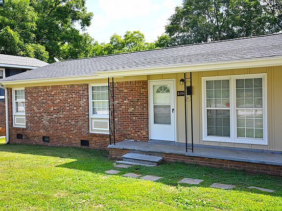 3rd image of 409 Bethlehem Dr