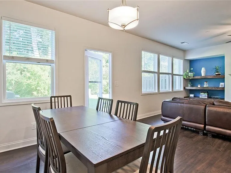 112 Davina Dr — Photo 9