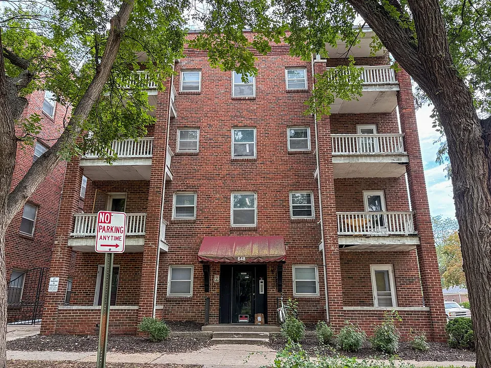 Building Photo 3