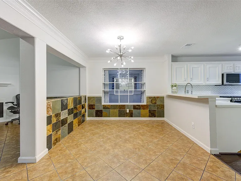 21450 Park Post Ln — Photo 14