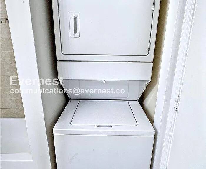 1011 Fallcrest Ct #202 — Photo 15