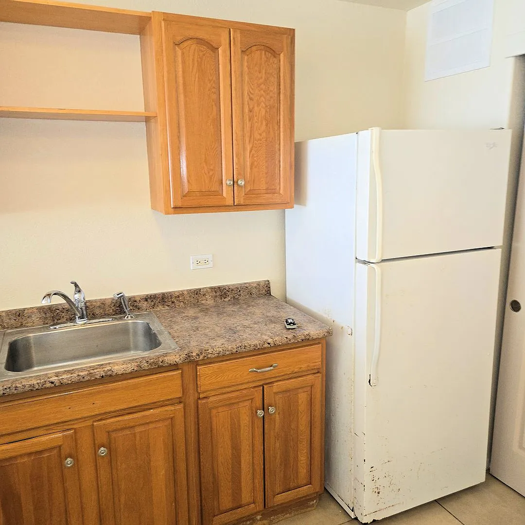 Condo - Harbor Lights 2 Bedroom 1.5 Bath Near UH Maui Campus — Photo 3