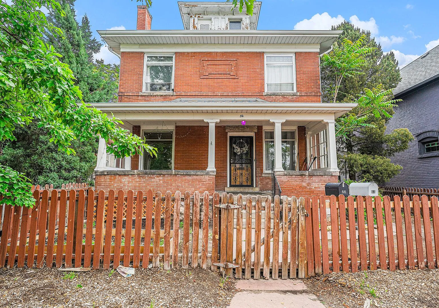 2 Bedroom 2 Bathroom in Popular Baker District! — Photo 1
