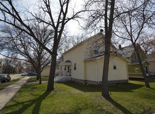 702 S Lincoln St, Aberdeen, SD 57401