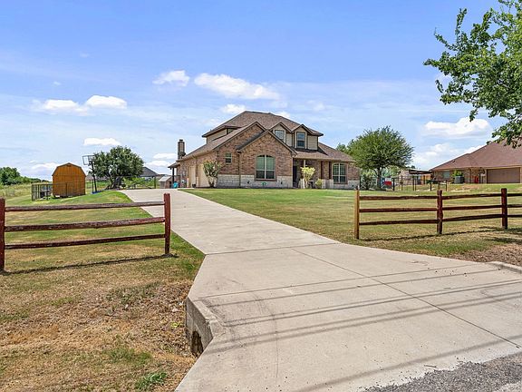 2nd image of 8909 County Road 915