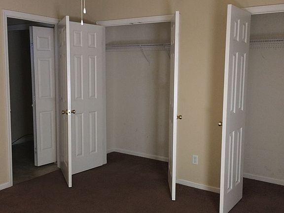 4th image of 1423C E Moore St #0