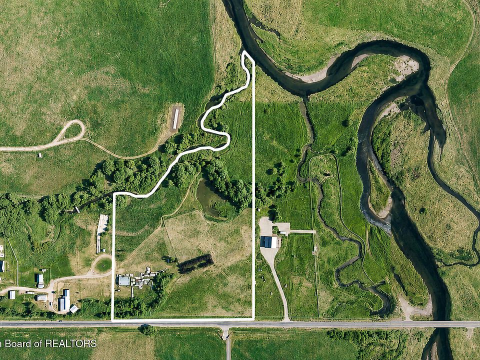 1st image of 66 Creekside Cmns