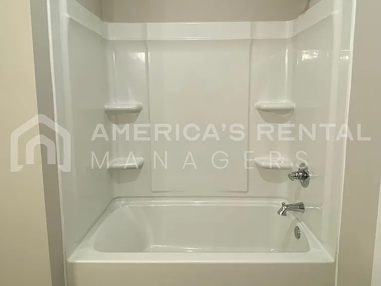 115 Avalon Way — Photo 26
