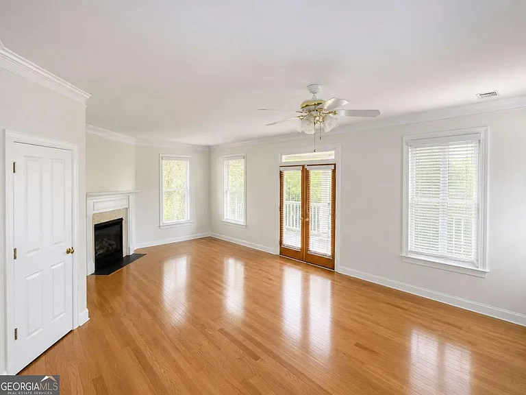 479 Woodward Ave SE — Photo 18