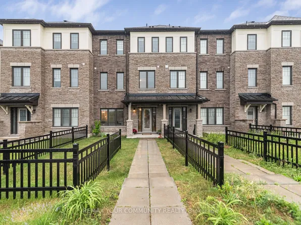 38 Utter Pl, Hamilton, ON L8J 0H7