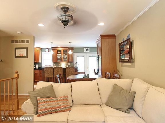 3rd image of 565 Kevins Dr