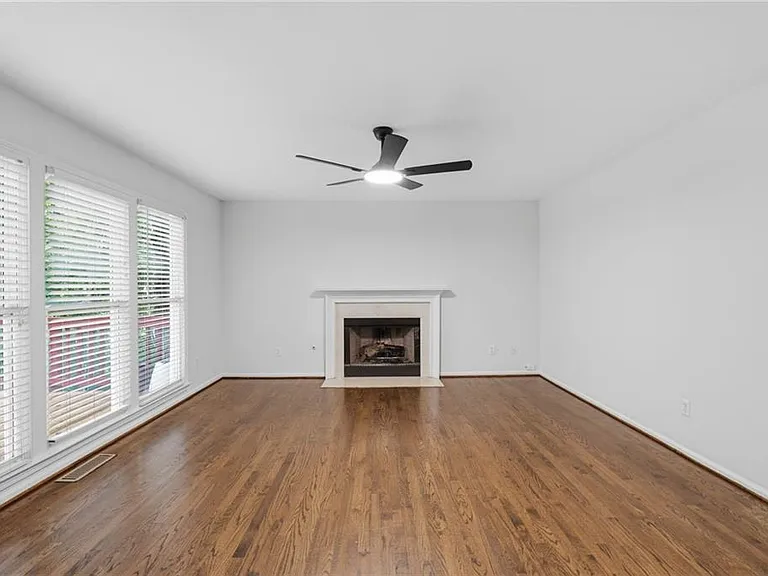 620 Brook Landing Ct — Photo 13