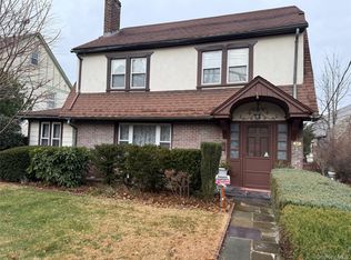 84 Prospect St, White Plains, NY 10606