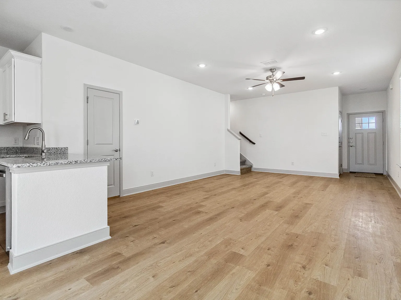 3 bed, 1505 sqft, $1,600 — Photo 4