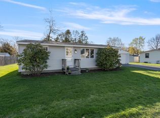 31 12th St, Nashua, NH 03060