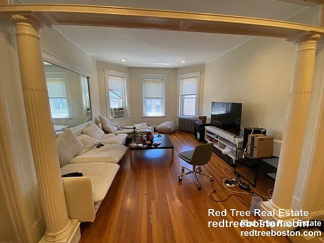 43 Orkney Rd — Photo 3