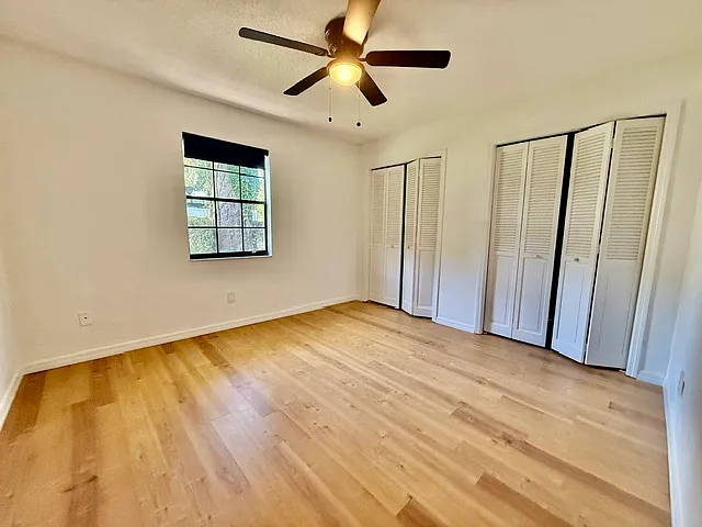 860 N Kansas Ave — Photo 19