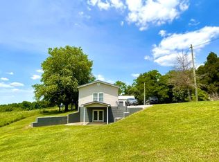 10496 Shaw Rd, Tell City, IN 47586