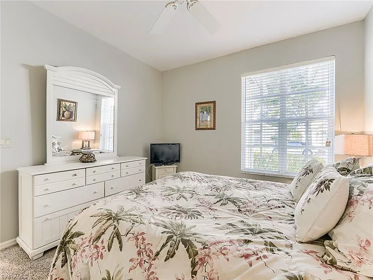 8529 Fairway Bend Dr — Photo 19