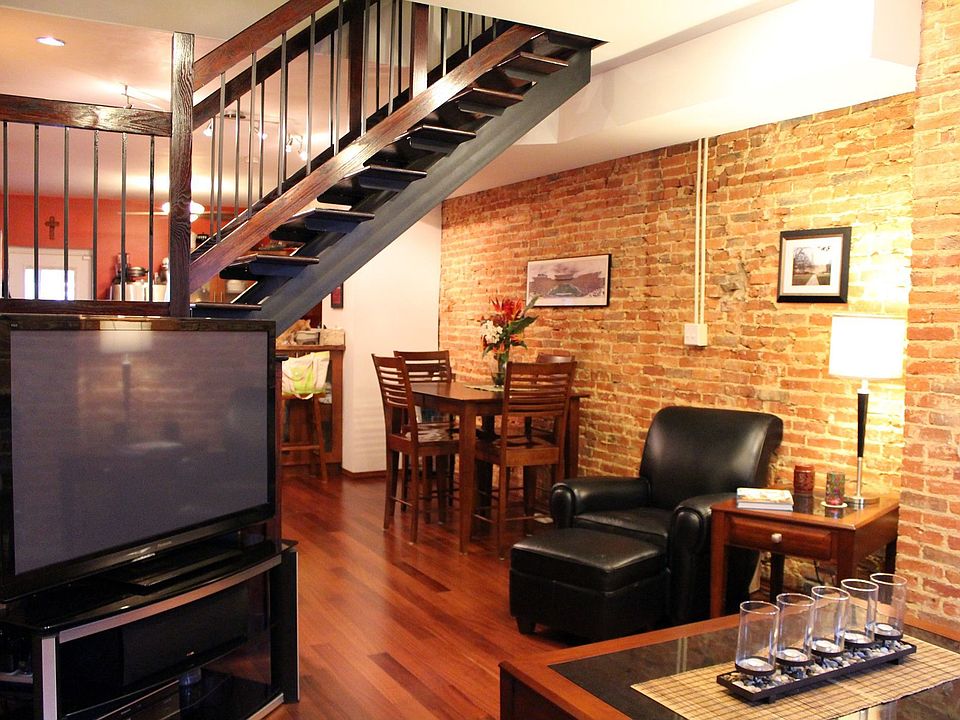 Living and dining area