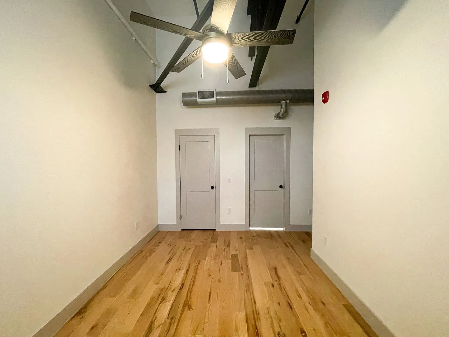 2 bed, 2.0 bath, 1040 sqft, $1,795 — Photo 4
