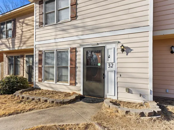 99 Cinderridge Dr APT 32, Spartanburg, SC 29301