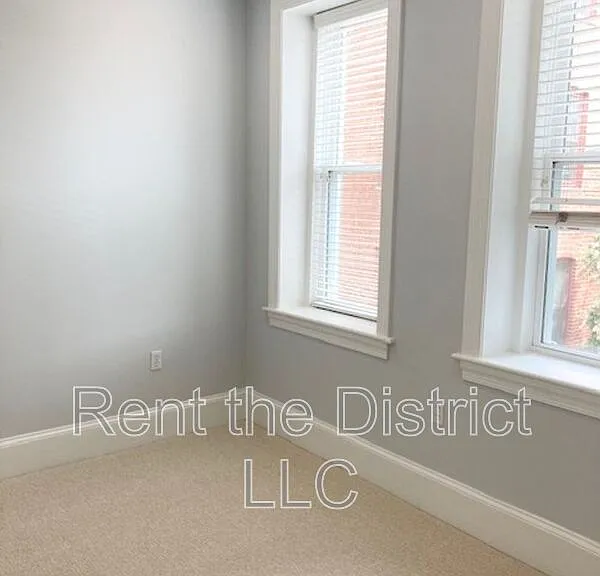 1324 Euclid St NW #205 — Photo 5
