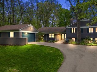 28455 Wellington St, Farmington Hills, MI 48334