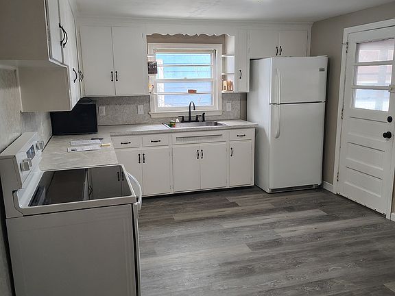 3rd image of 166 George Street