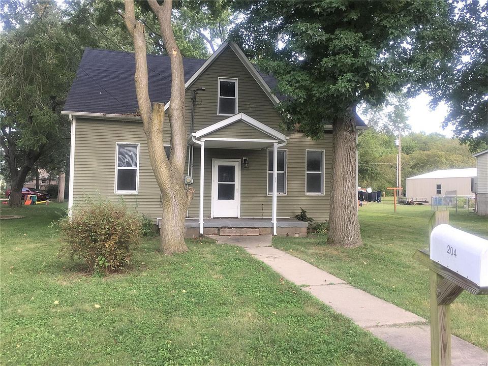 1st image of 204 S Railway St