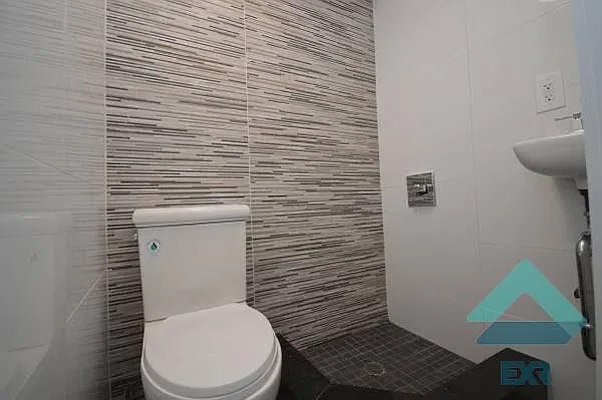 Rented by EXR | media 8