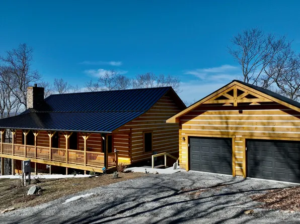 842 White Rock Trl, Caldwell, WV 24925